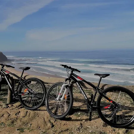 Sun And Surf Escape Free Bikes And Surfboards * 阿尔热祖尔